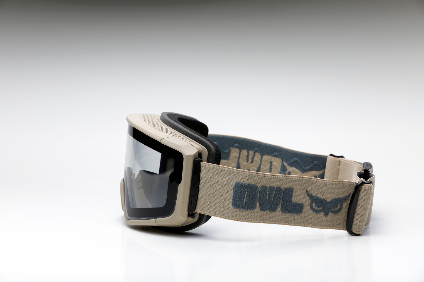 【予約商品】Aim Beige Photochromiclens