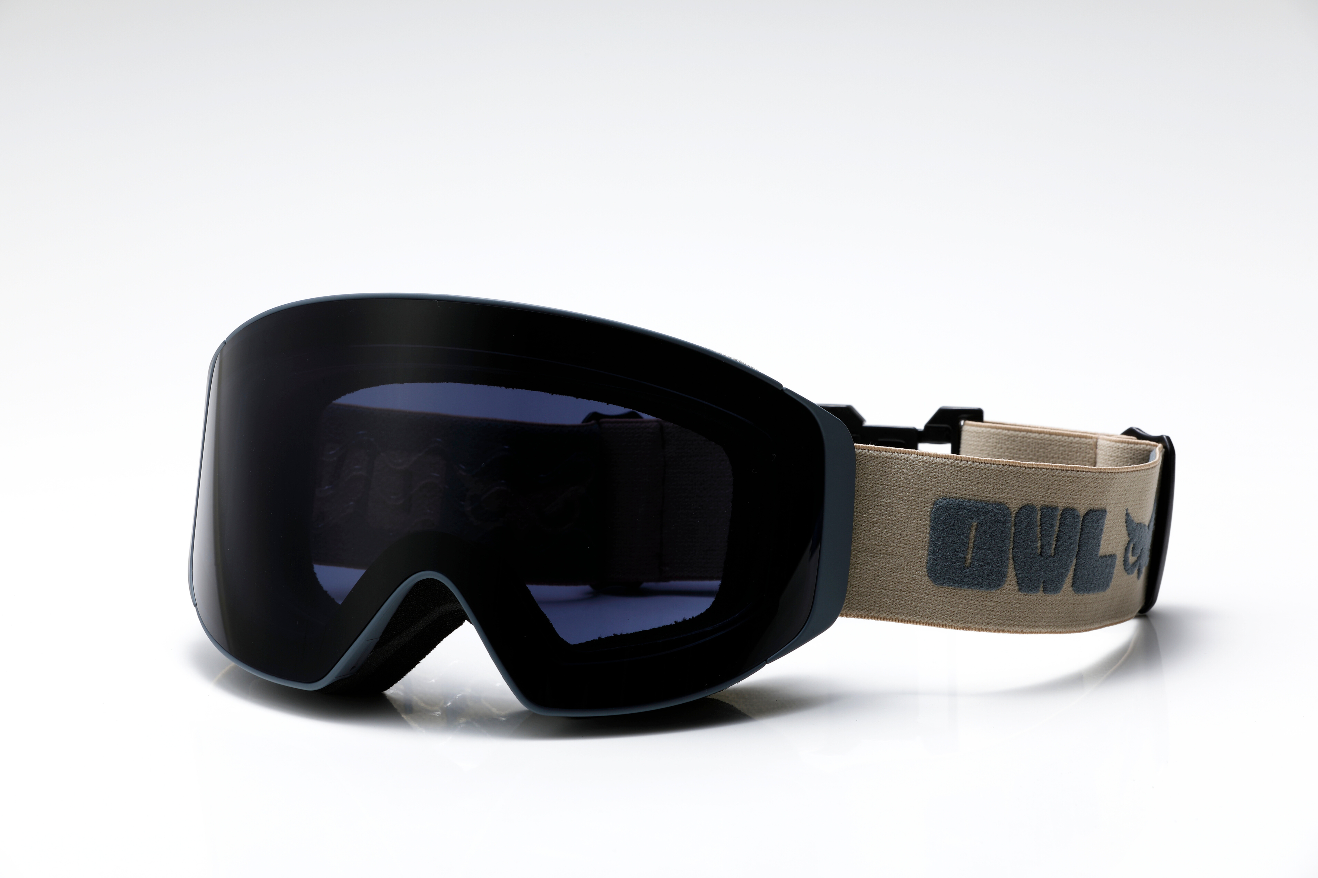 Focus Chacol Photochromiclens – OWL OPTICAL