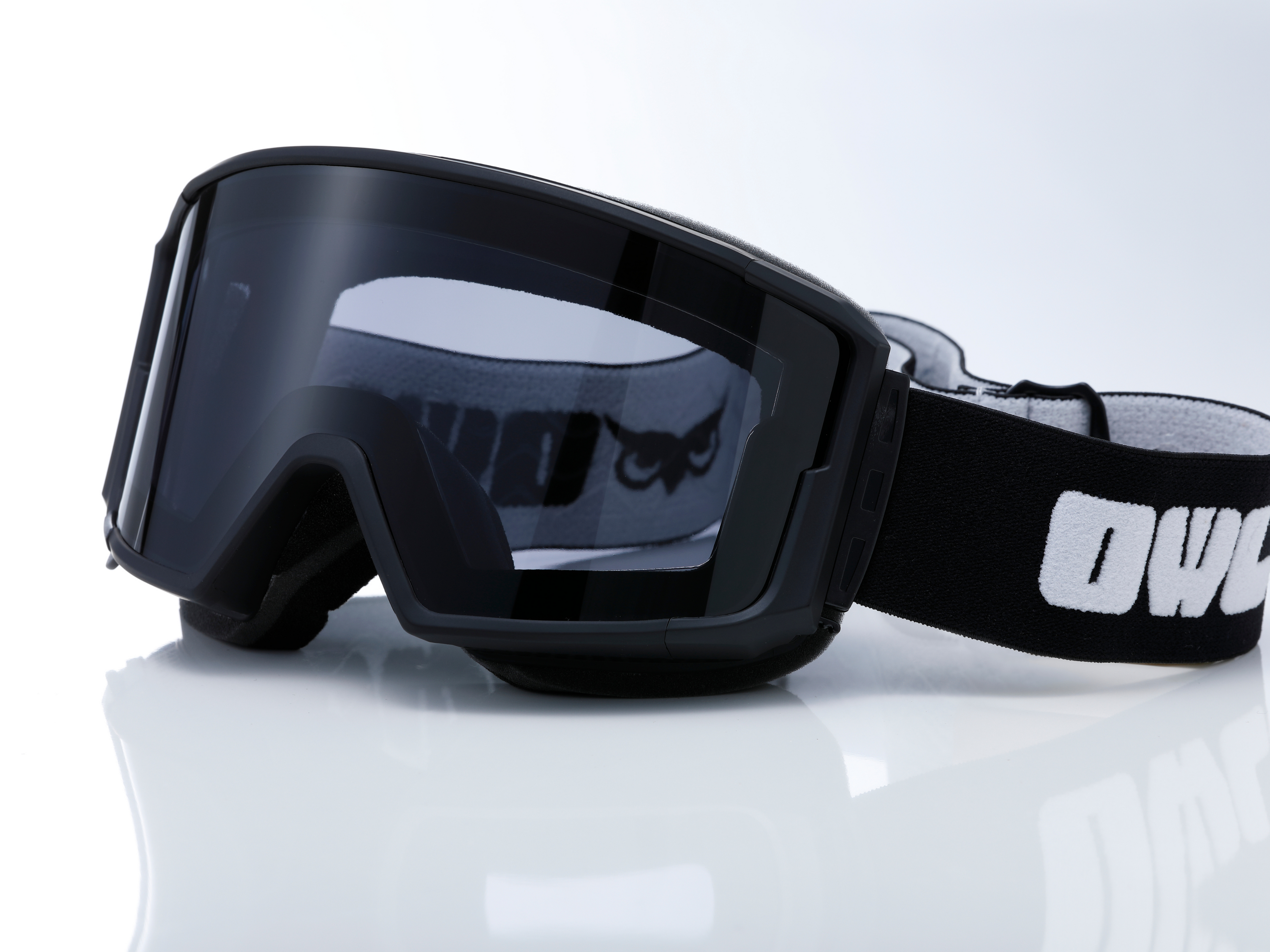 Aim Black Photochromic