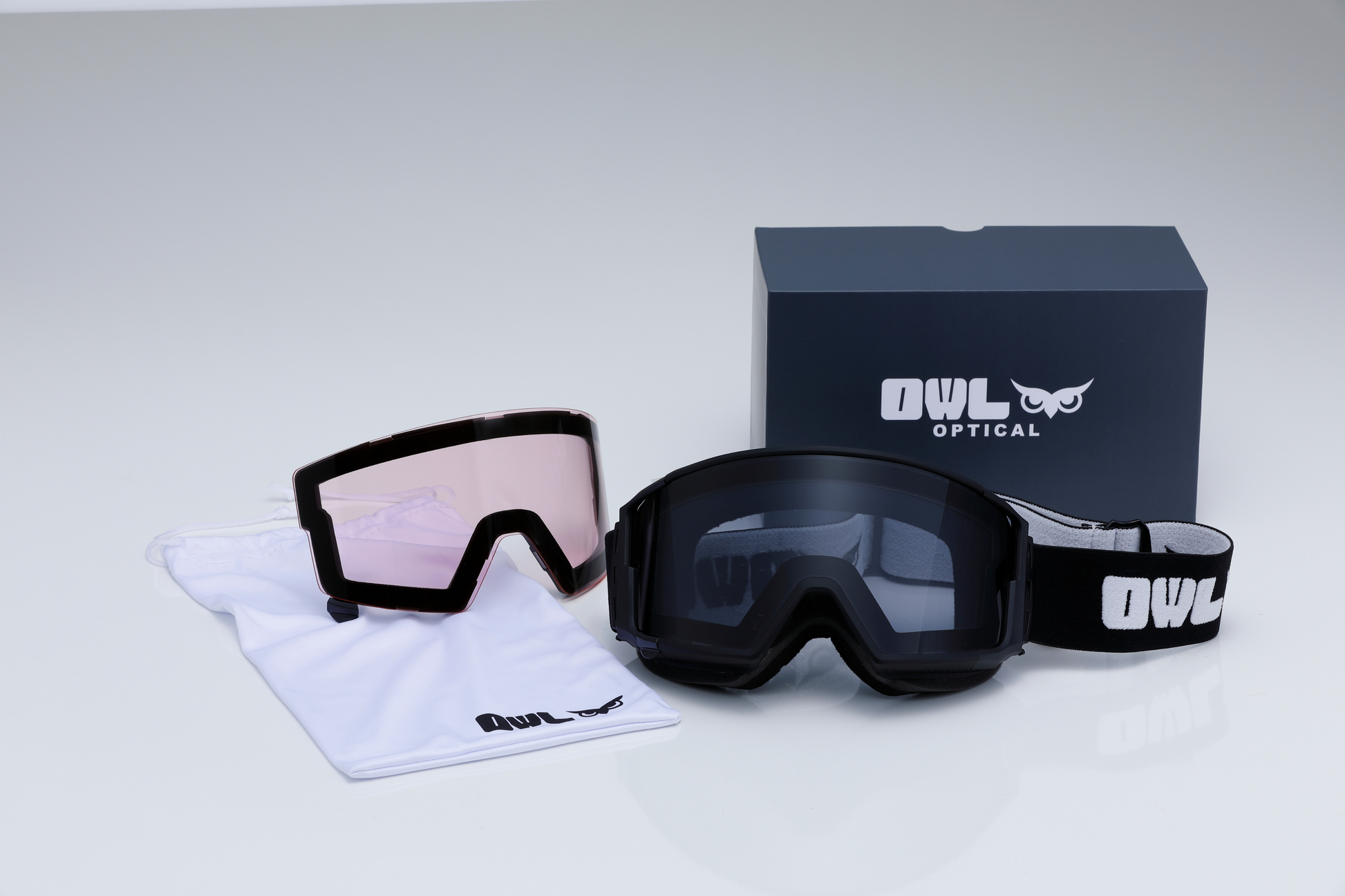 Aim Black Photochromic – OWL OPTICAL Aim Black Photochromic – OWL OPTICAL