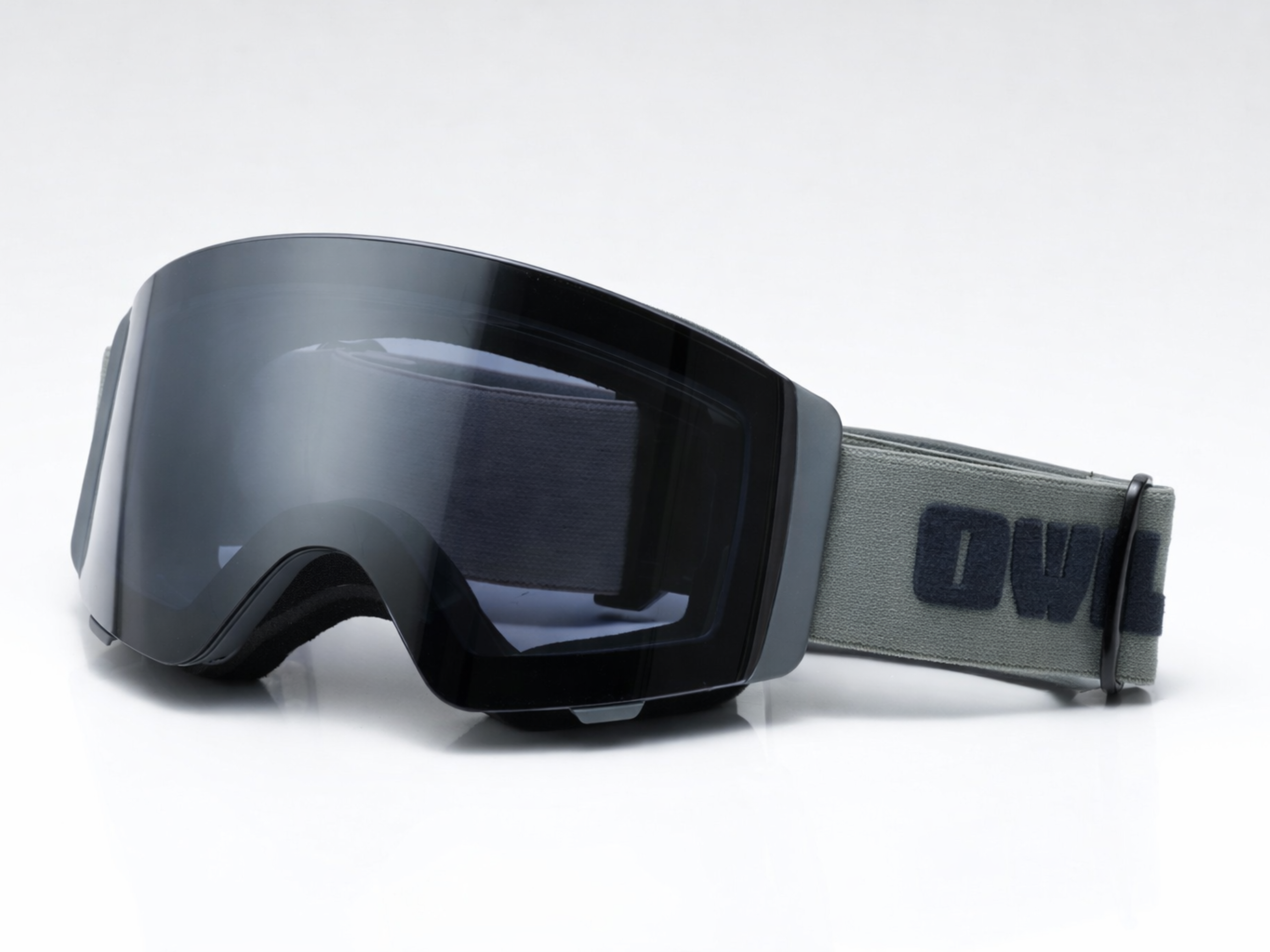 Flow Light Gray Photochromic lens Silver