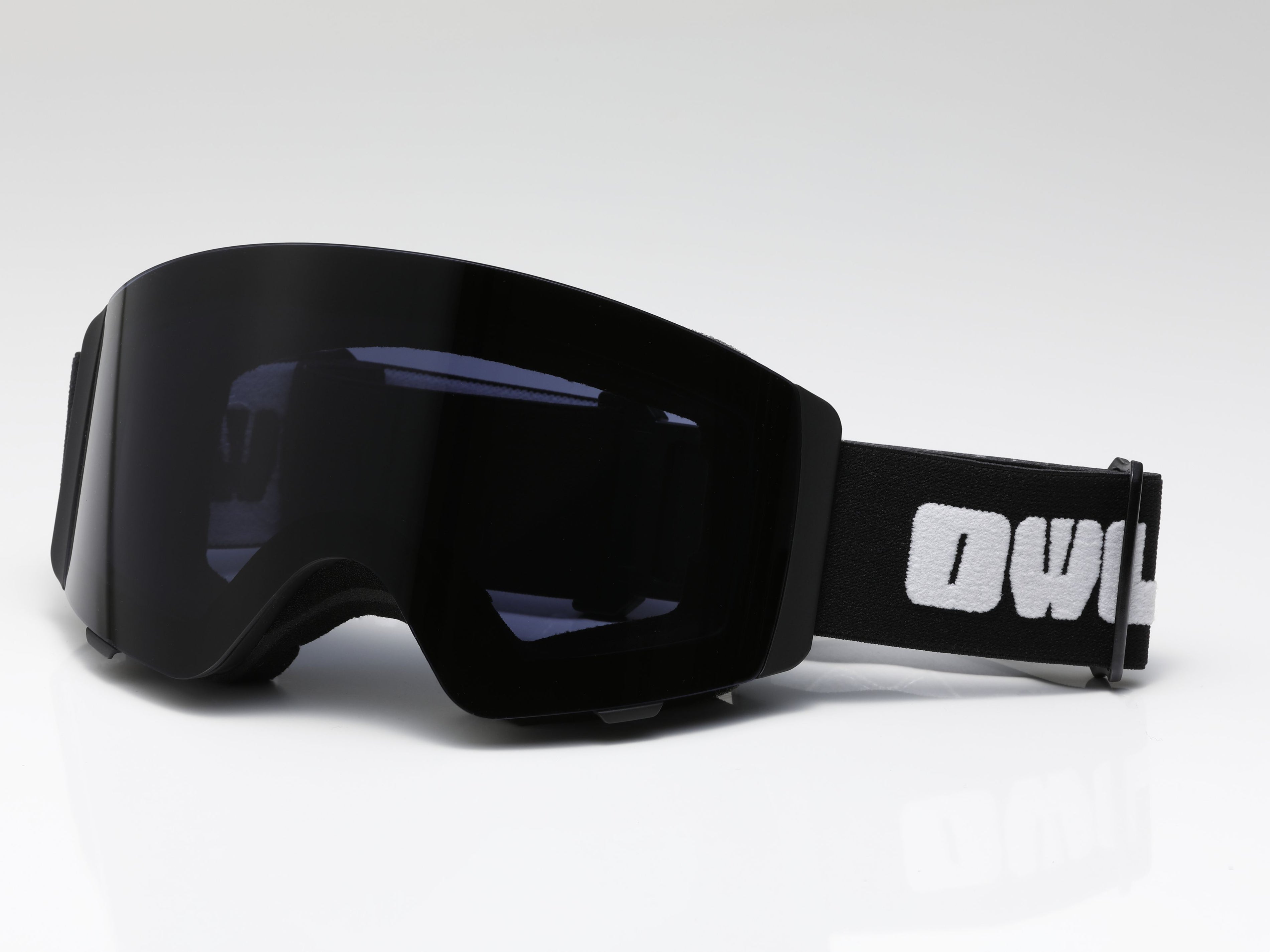 Flow Black Photochromic lens Black