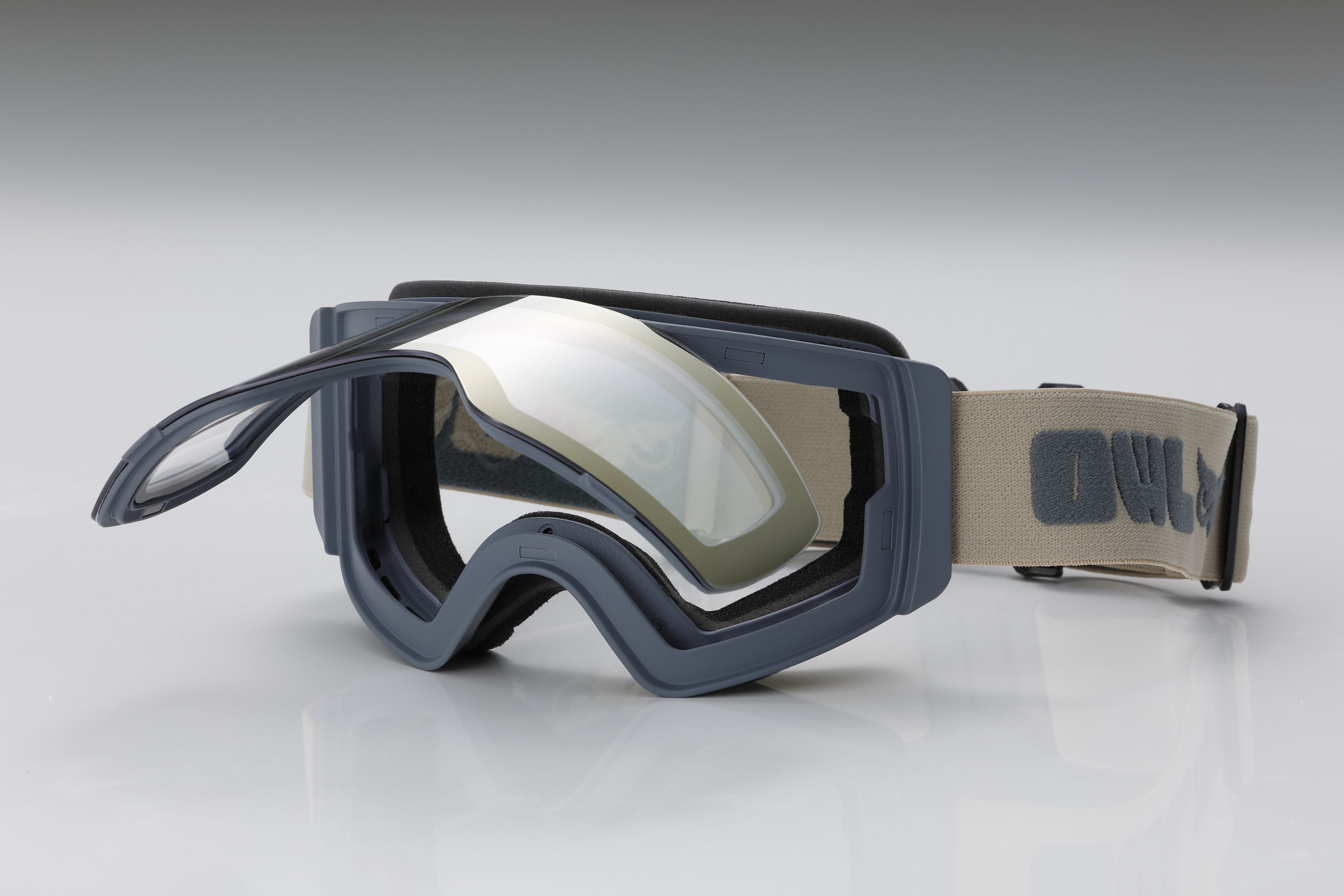 Flow Chacol Photochromic lens Gold – OWL OPTICAL
