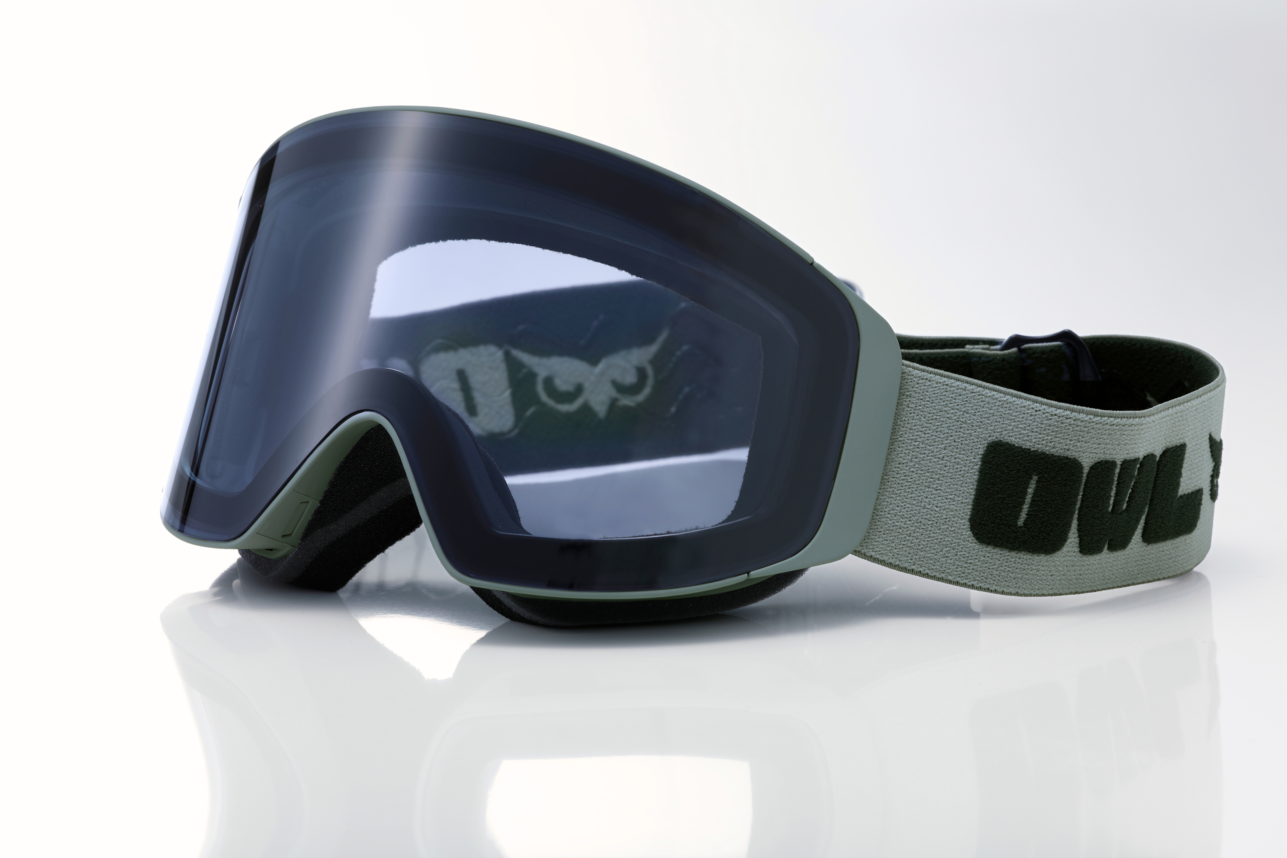 Focus Light Gray Photochromic – OWL OPTICAL