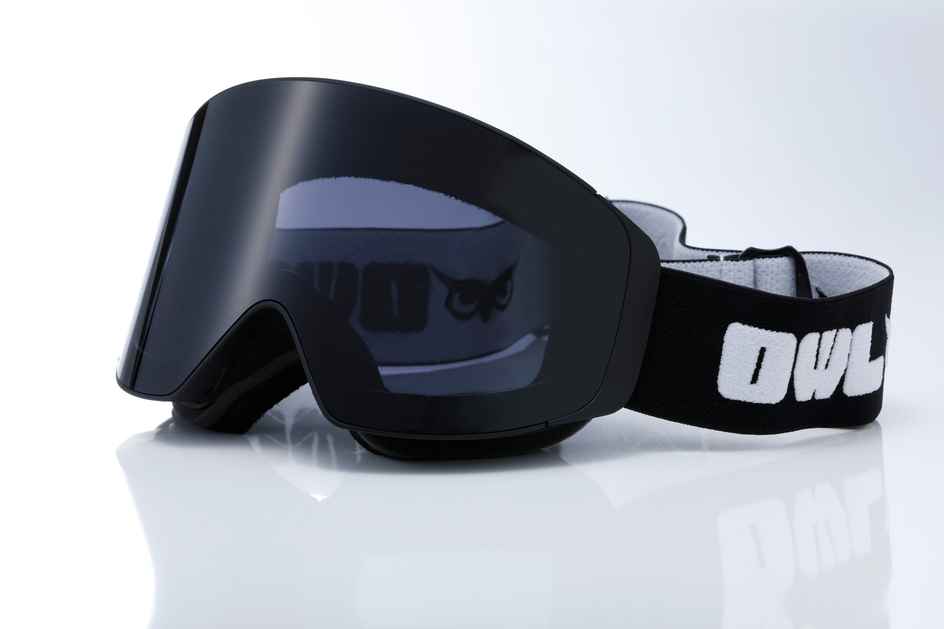 Focus Black Photochromic – OWL OPTICAL