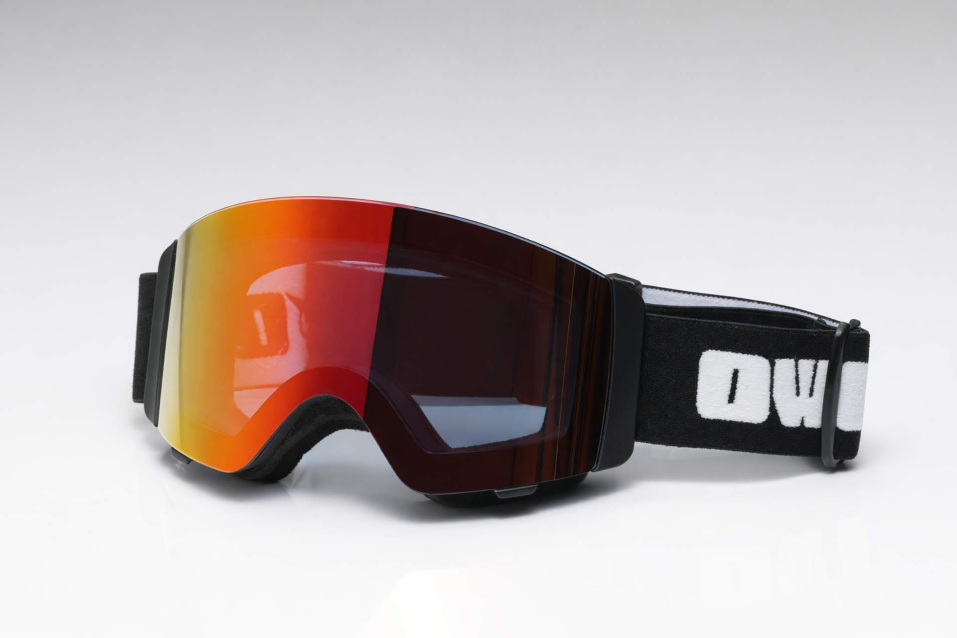 Flow mini Black Photochromic lens Red – OWL OPTICAL