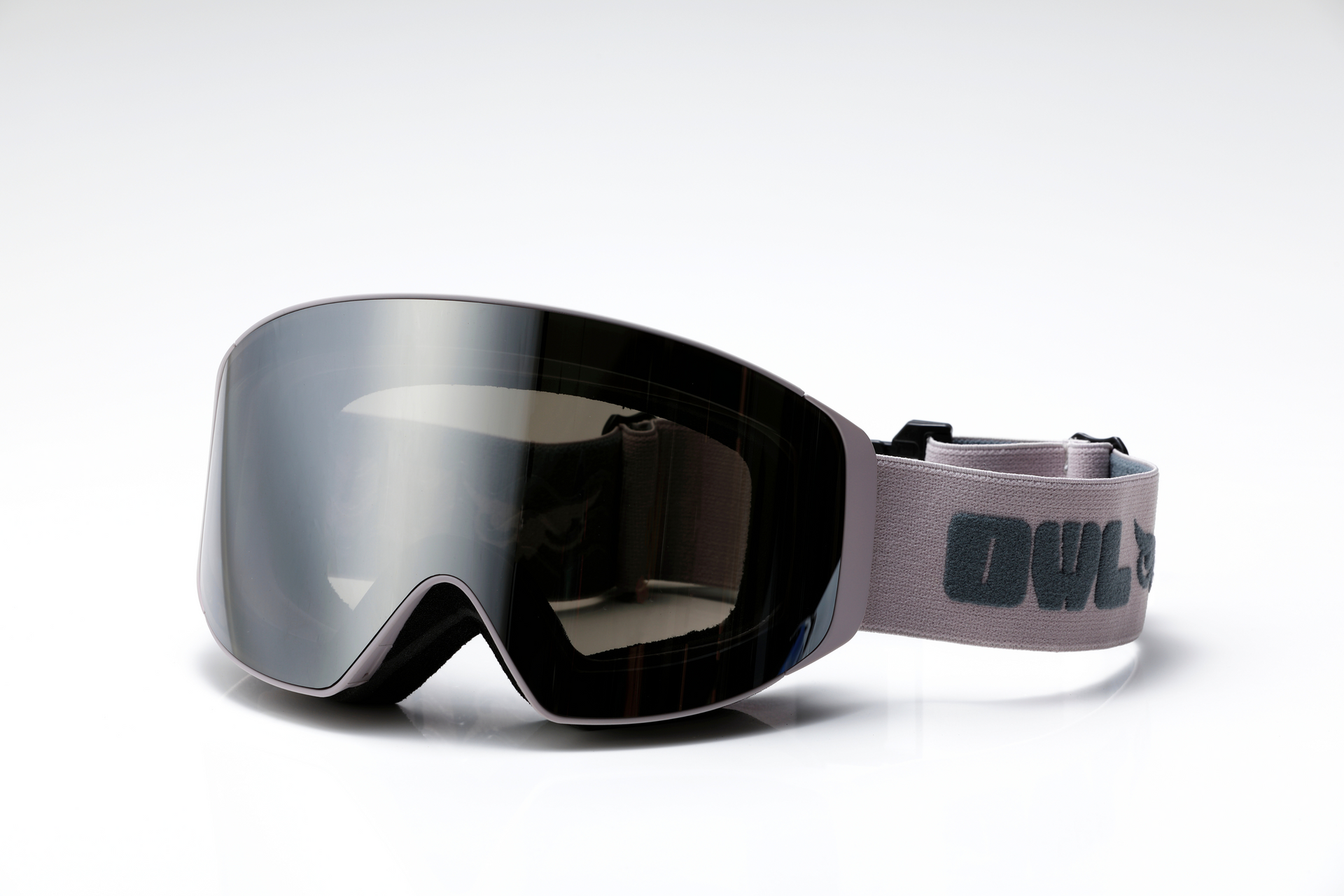 OWL OPTICAL ミラーゴーグル OWL OPTICAL ミラーゴーグル 青森発スノーゴーグル新ブランド「OWL