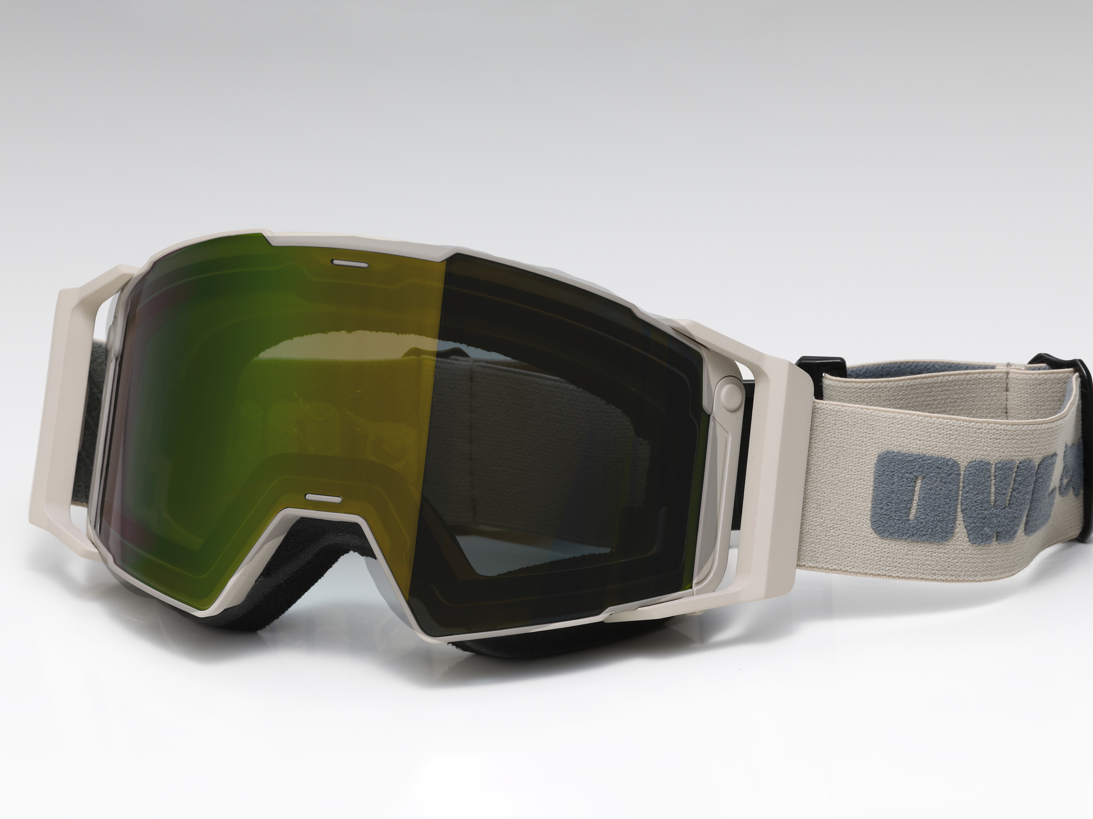 HEAT Beige Photochromic lens Gold