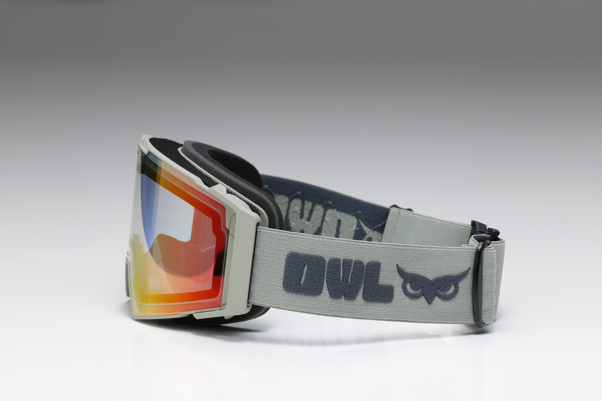HEAT Light Gray Photochromic Red