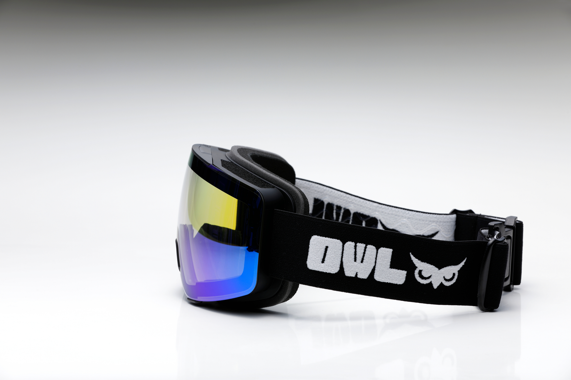 Vent Black Photochromic lens Blue – OWL OPTICAL Vent Black Photochromic lens Blue – OWL OPTICAL