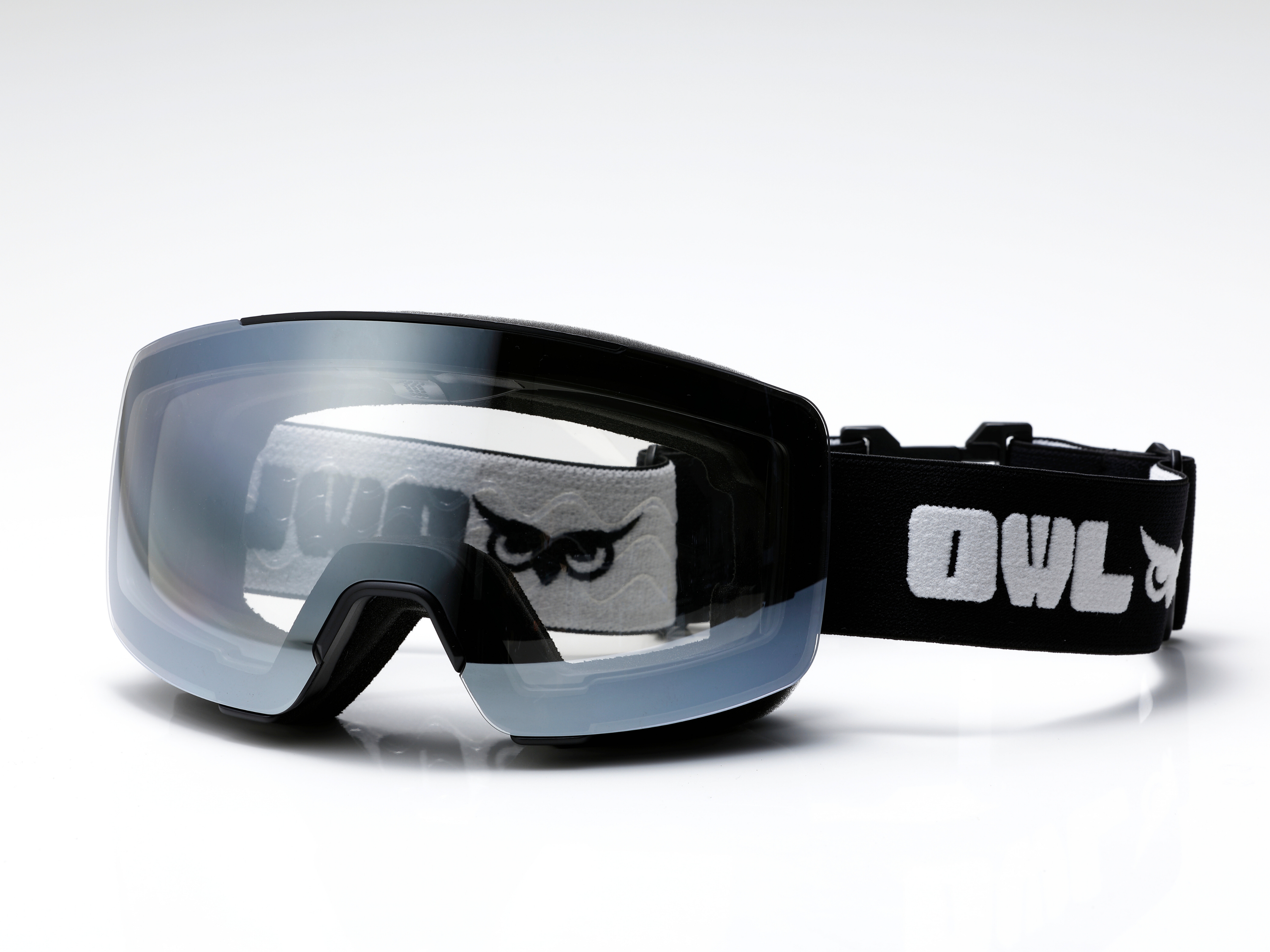 Vent Black Photochromic lens Silver