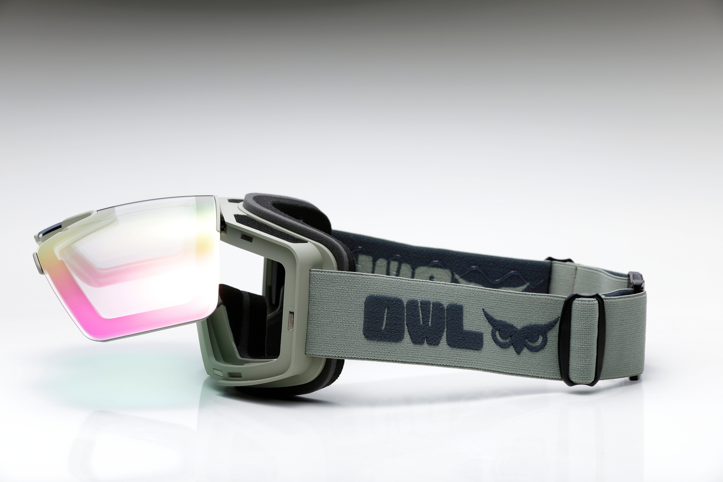 【Pre booking】Vent Light Gray Photochromic lens Pink